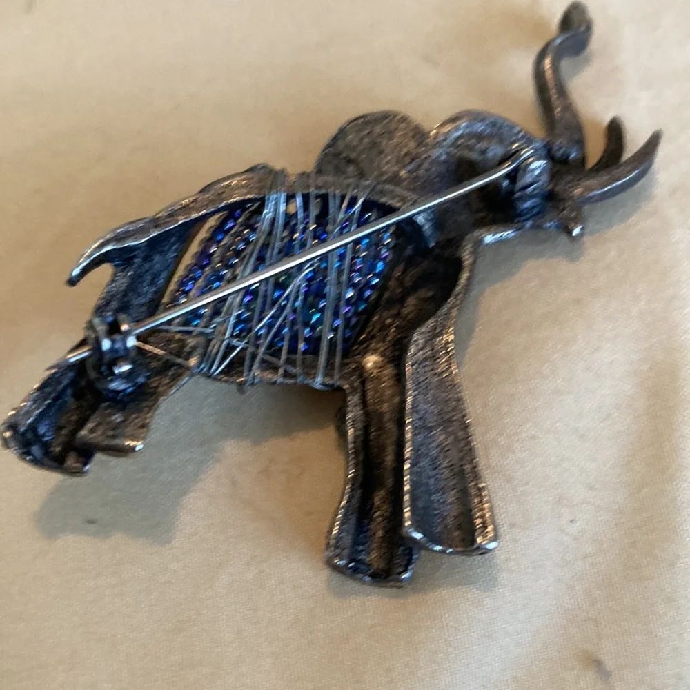 Silver tone  decorated elephant brooch